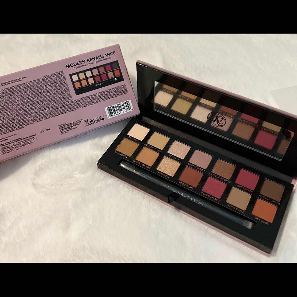 COPY - Anastasia Beverly Hills - Modern Renaissance Eyeshadow Palette - Picture 2 of 3
